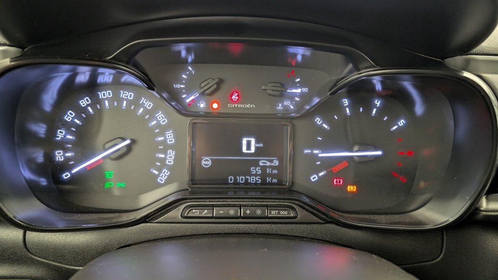 Photo véhicule 1 CITROëN C3 PureTech 110 ch BVM6 Max