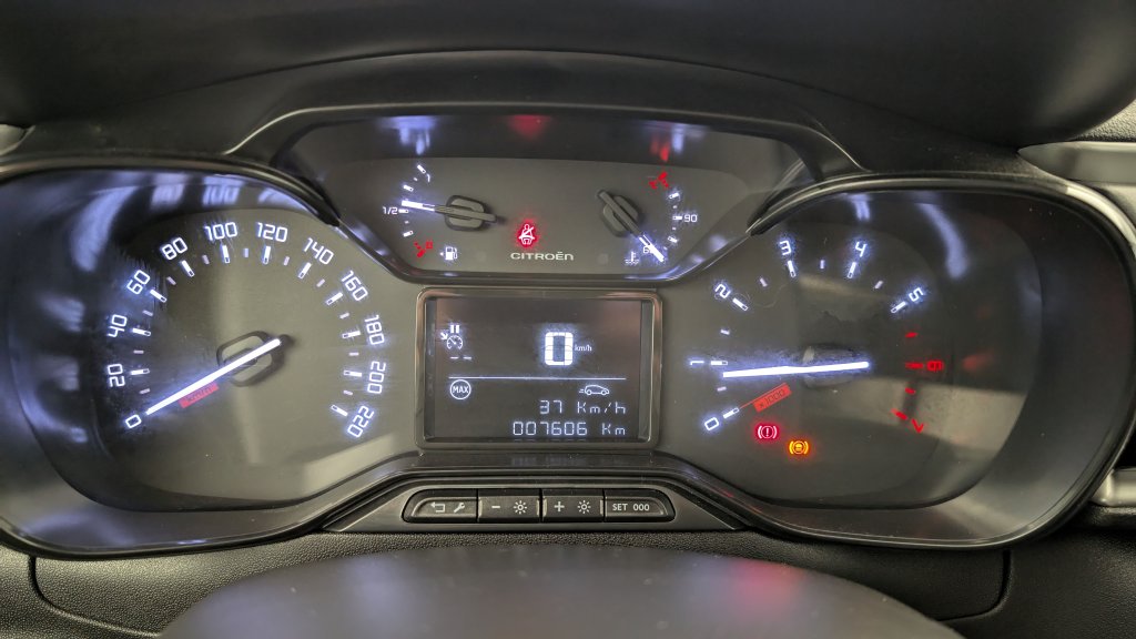 Photo véhicule 1 CITROëN C3 PureTech 110 ch BVM6 Max