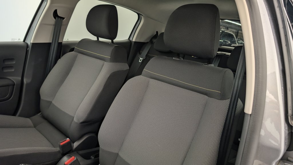 Photo véhicule 1 CITROëN C3 PureTech 110 ch BVM6 Max