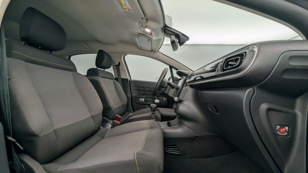 Photo véhicule 1 CITROëN C3 PureTech 110 ch BVM6 Max