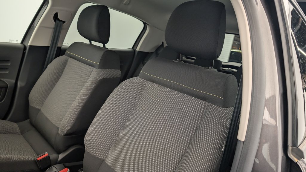 Photo véhicule 1 CITROëN C3 PureTech 110 ch BVM6 Max