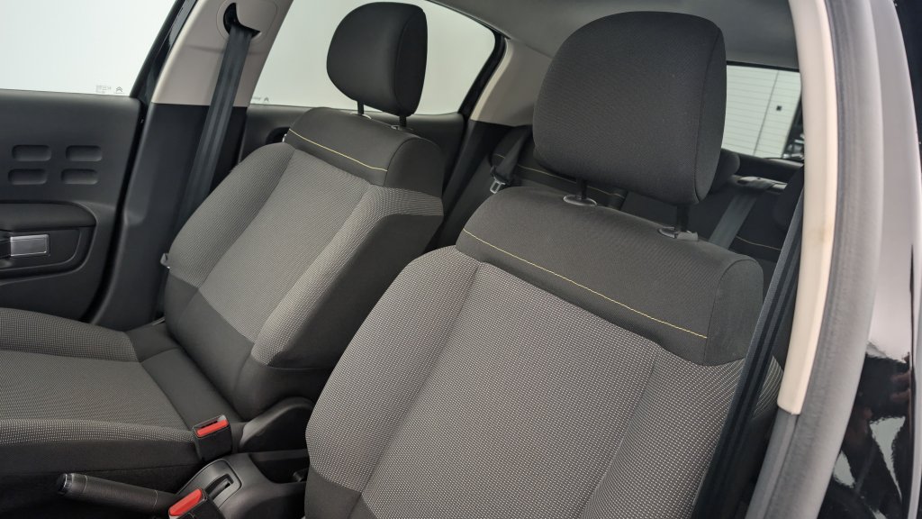 Photo véhicule 1 CITROëN C3 PureTech 110 ch BVM6 Max