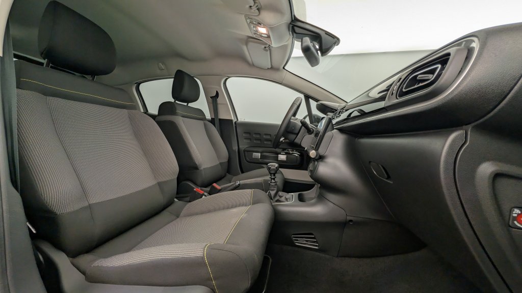 Photo véhicule 1 CITROëN C3 PureTech 110 ch BVM6 Max