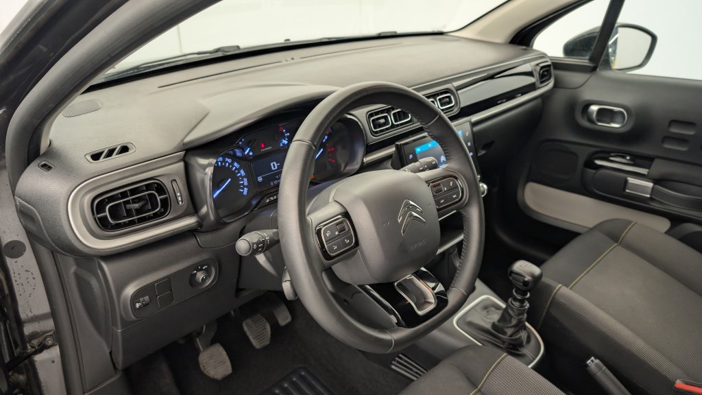 Photo véhicule 1 CITROëN C3 PureTech 110 ch BVM6 Max
