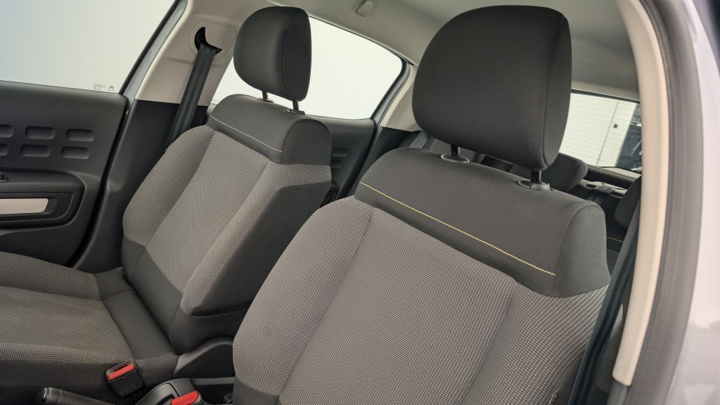 Photo véhicule 1 CITROëN C3 PureTech 83 ch BVM5 Plus