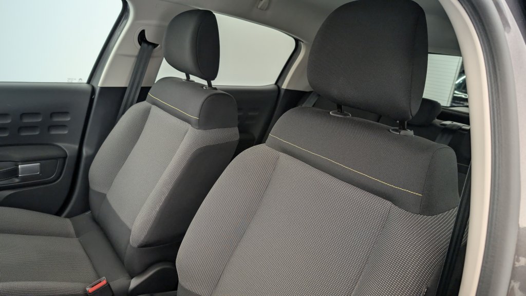 Photo véhicule 1 CITROëN C3 PureTech 110 ch BVM6 Max