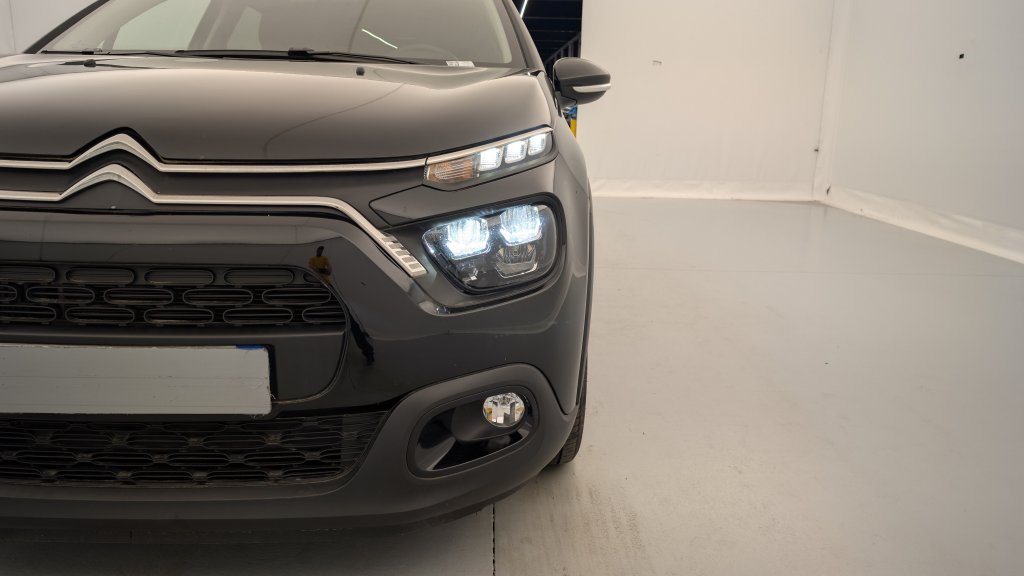 Photo véhicule 1 CITROëN C3 PureTech 110 ch BVM6 Max