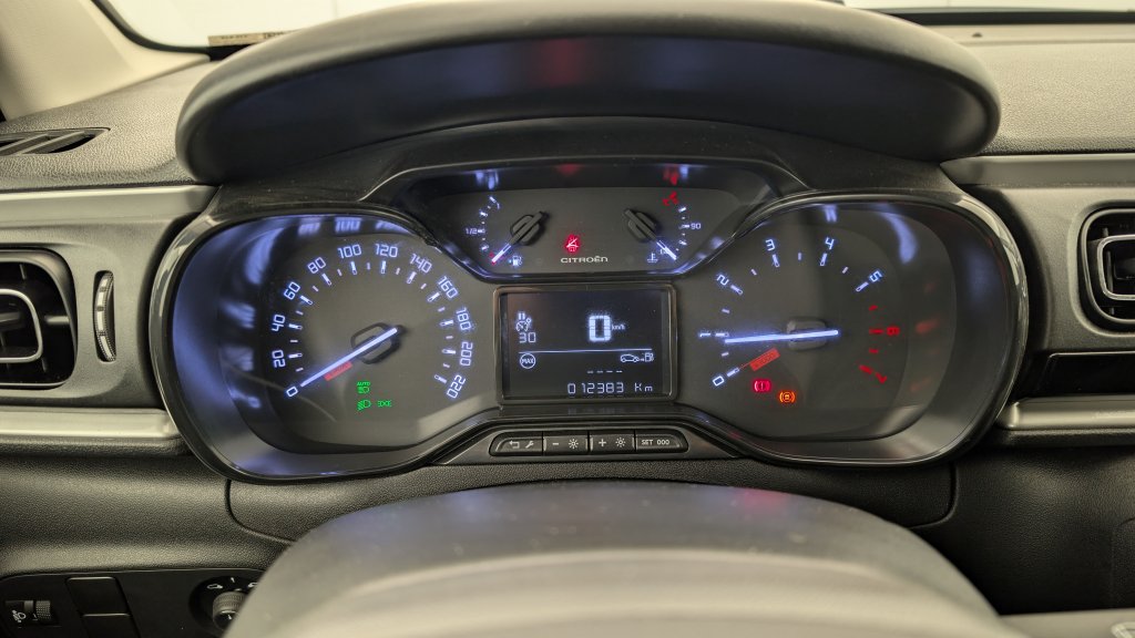 Photo véhicule 1 CITROëN C3 PureTech 110 ch BVM6 Max