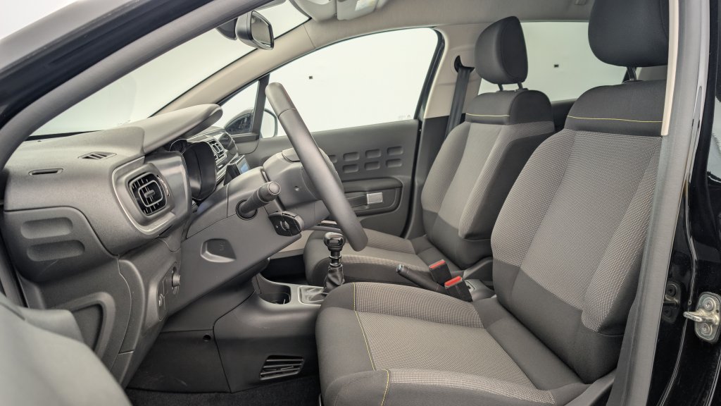 Photo véhicule 1 CITROëN C3 PureTech 110 ch BVM6 Max