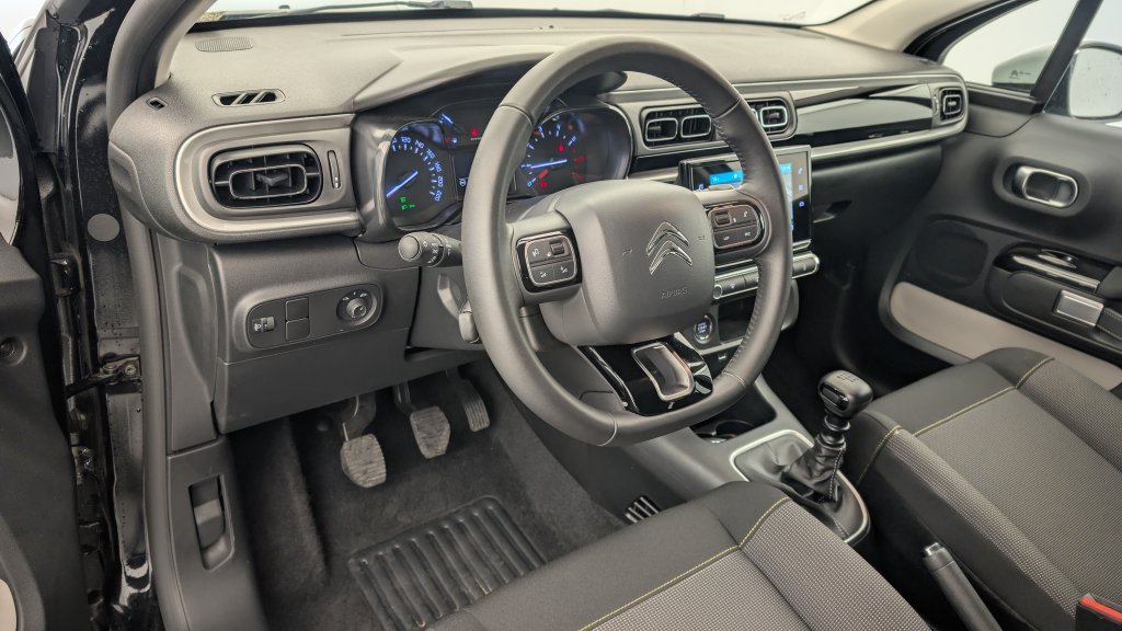 Photo véhicule 1 CITROëN C3 PureTech 110 ch BVM6 Max
