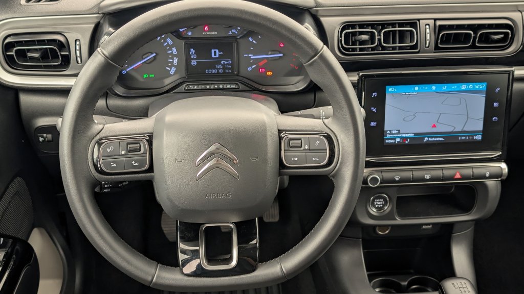 Photo véhicule 1 CITROëN C3 PureTech 110 ch BVM6 Max