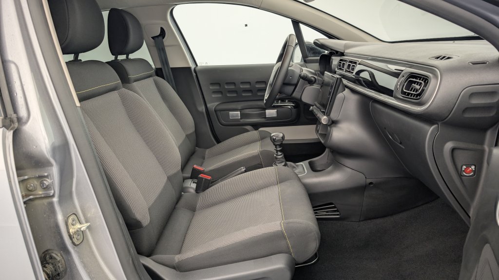 Photo véhicule 1 CITROëN C3 PureTech 110 ch BVM6 Max