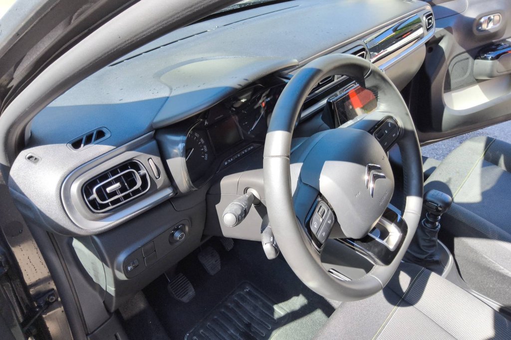 Photo véhicule 1 CITROëN C3 PureTech 110 ch BVM6 Max