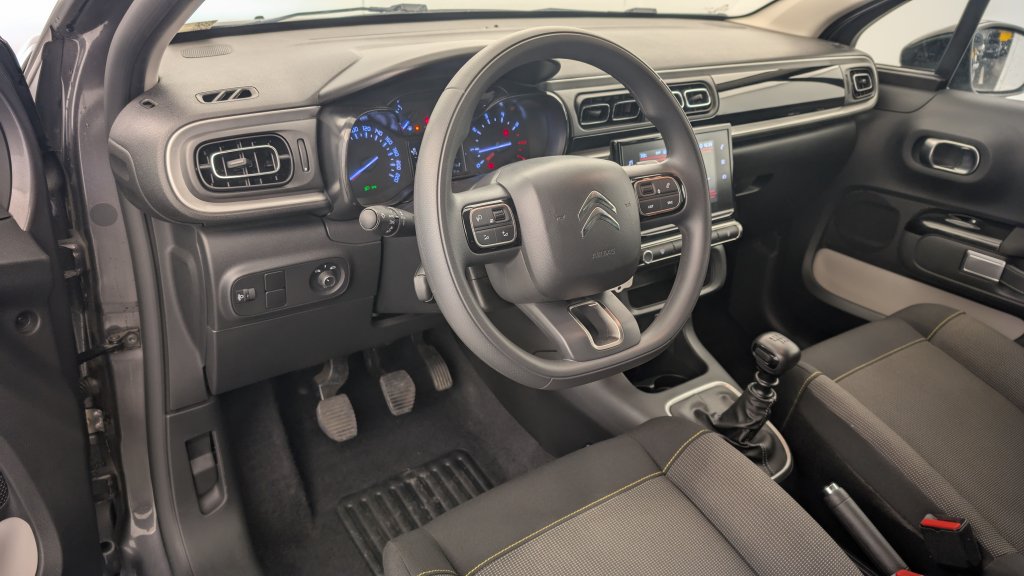 Photo véhicule 1 CITROëN C3 PureTech 110 ch BVM6 Max