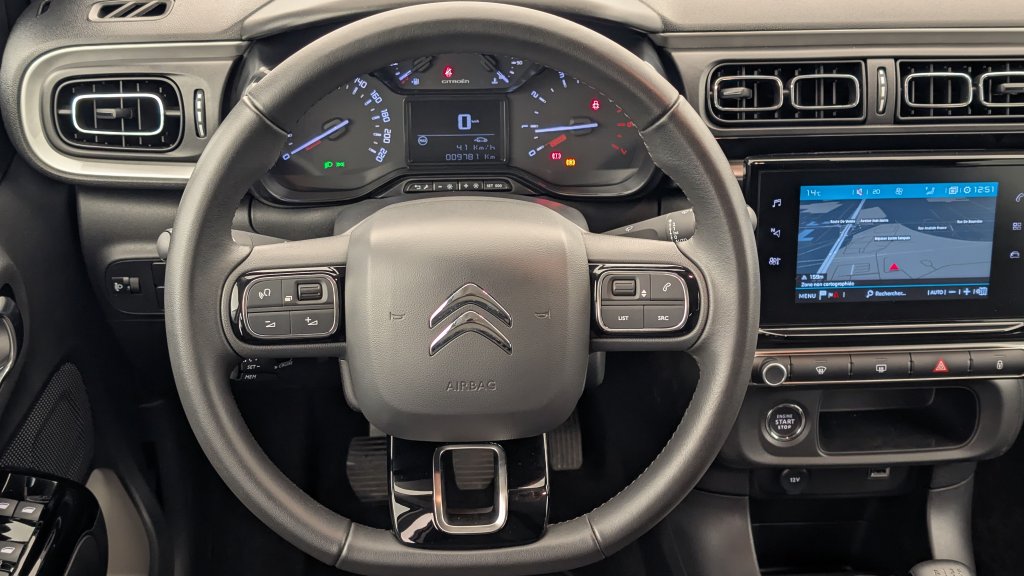 Photo véhicule 1 CITROëN C3 PureTech 110 ch BVM6 Max