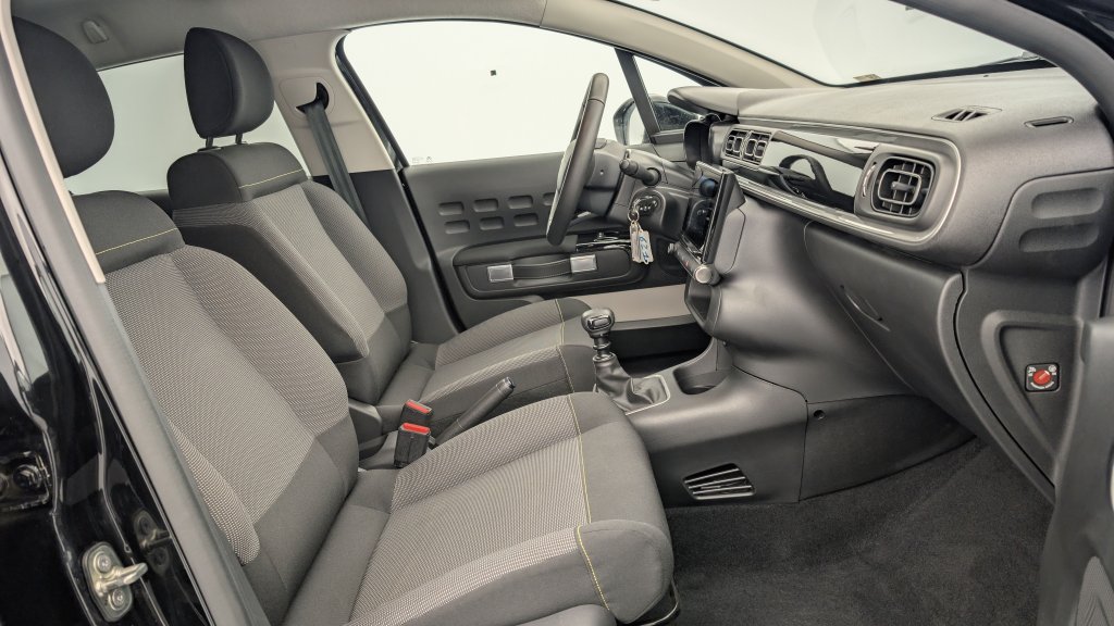 Photo véhicule 1 CITROëN C3 PureTech 110 ch BVM6 Max