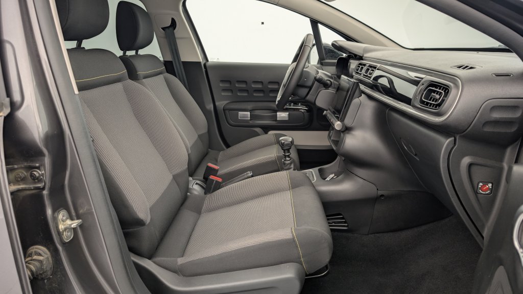 Photo véhicule 1 CITROëN C3 PureTech 110 ch BVM6 Max