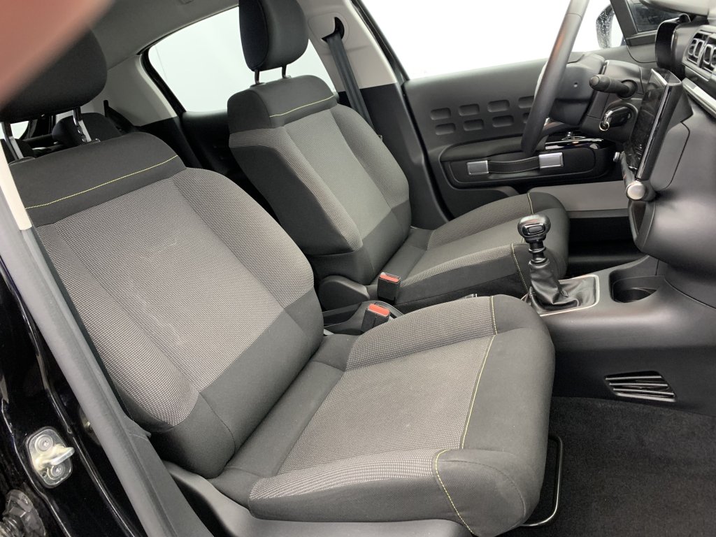 Photo véhicule 1 CITROëN C3 PureTech 110 ch BVM6 Max