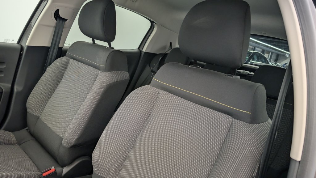 Photo véhicule 1 CITROëN C3 PureTech 110 ch BVM6 Max