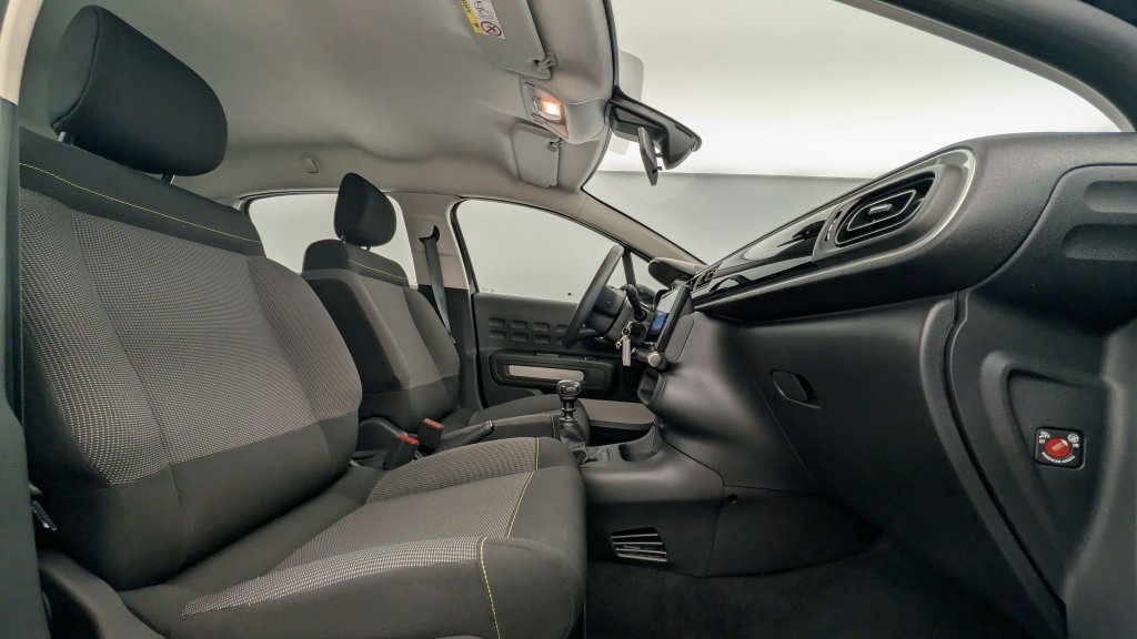 Photo véhicule 1 CITROëN C3 PureTech 110 BVM6 Plus
