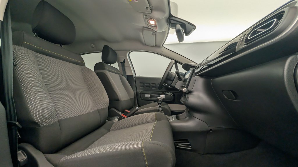 Photo véhicule 1 CITROëN C3 PureTech 110 ch BVM6 Max