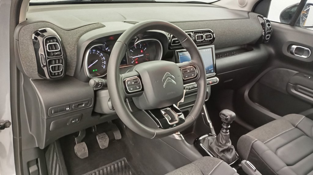 Photo véhicule 1 CITROëN C3 aircross PureTech 110 S S BVM6 Plus