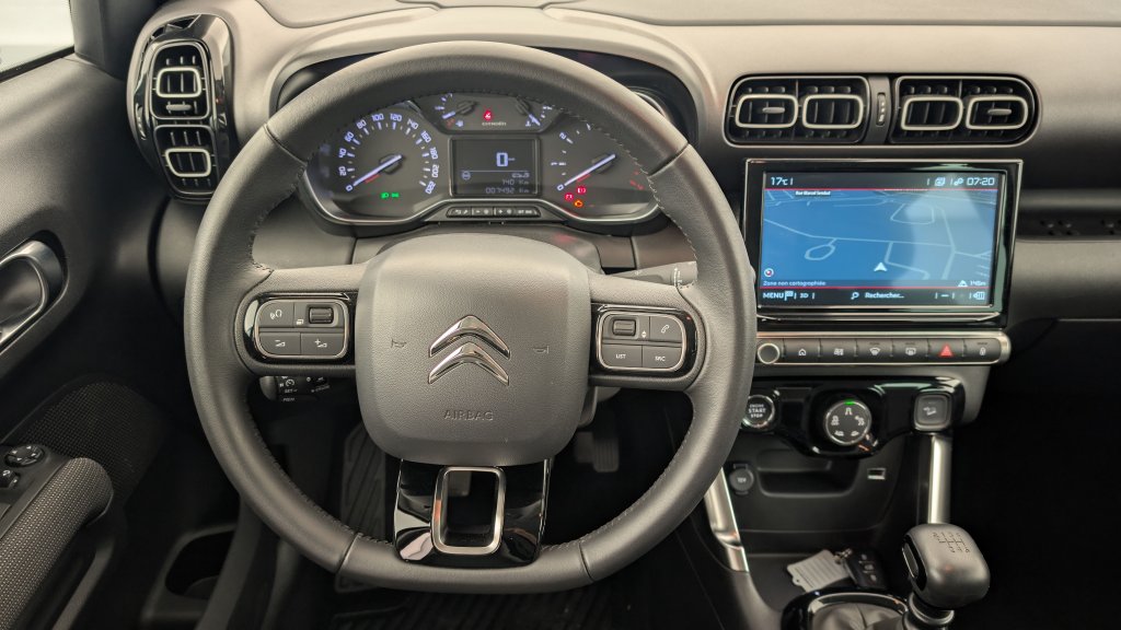 Photo véhicule 1 CITROëN C3 aircross PureTech 110 S S BVM6 Max