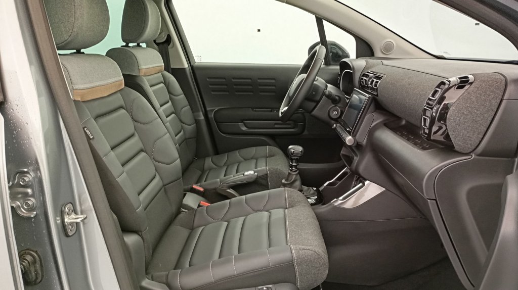Photo véhicule 1 CITROëN C3 aircross PureTech 110 S S BVM6 Plus