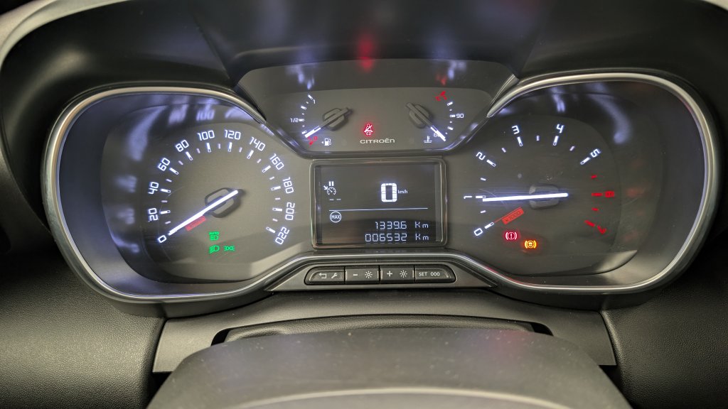 Photo véhicule 1 CITROëN C3 aircross PureTech 110 S S BVM6 Max