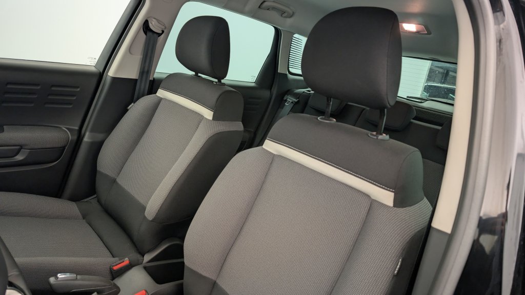 Photo véhicule 1 CITROëN C3 aircross PureTech 110 S S BVM6 Plus