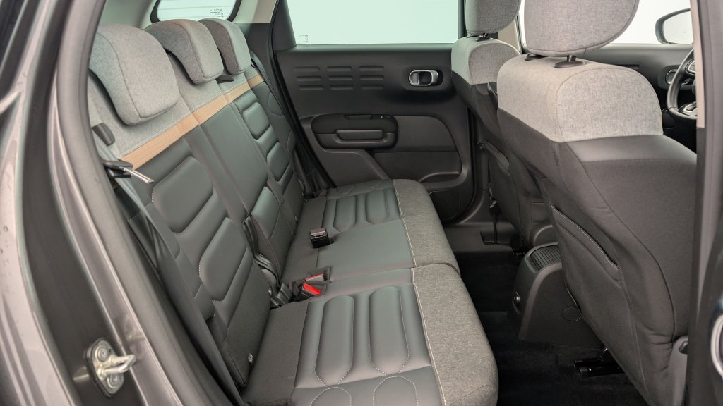 Photo véhicule 1 CITROëN C3 aircross PureTech 110 S S BVM6 Max
