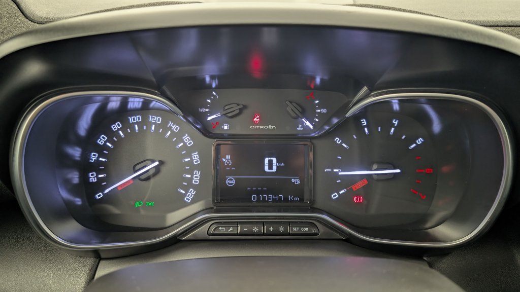 Photo véhicule 1 CITROëN C3 aircross PureTech 110 S S BVM6 Max