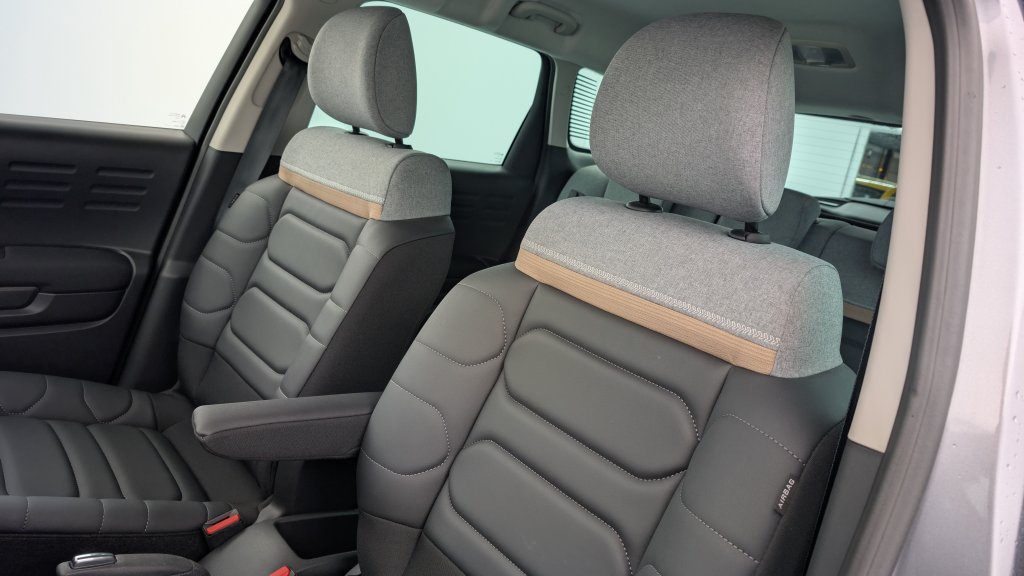 Photo véhicule 1 CITROëN C3 aircross PureTech 110 S S BVM6 Plus