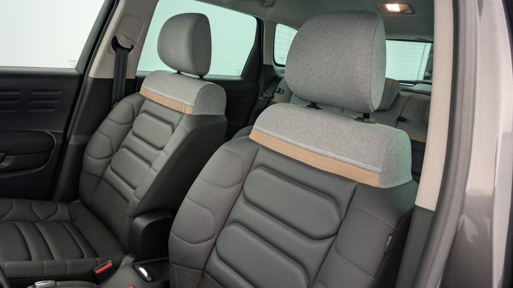 Photo véhicule 1 CITROëN C3 aircross PureTech 110 S S BVM6 Max