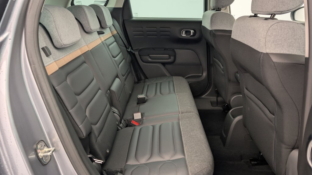 Photo véhicule 1 CITROëN C3 aircross PureTech 110 S S BVM6 Plus