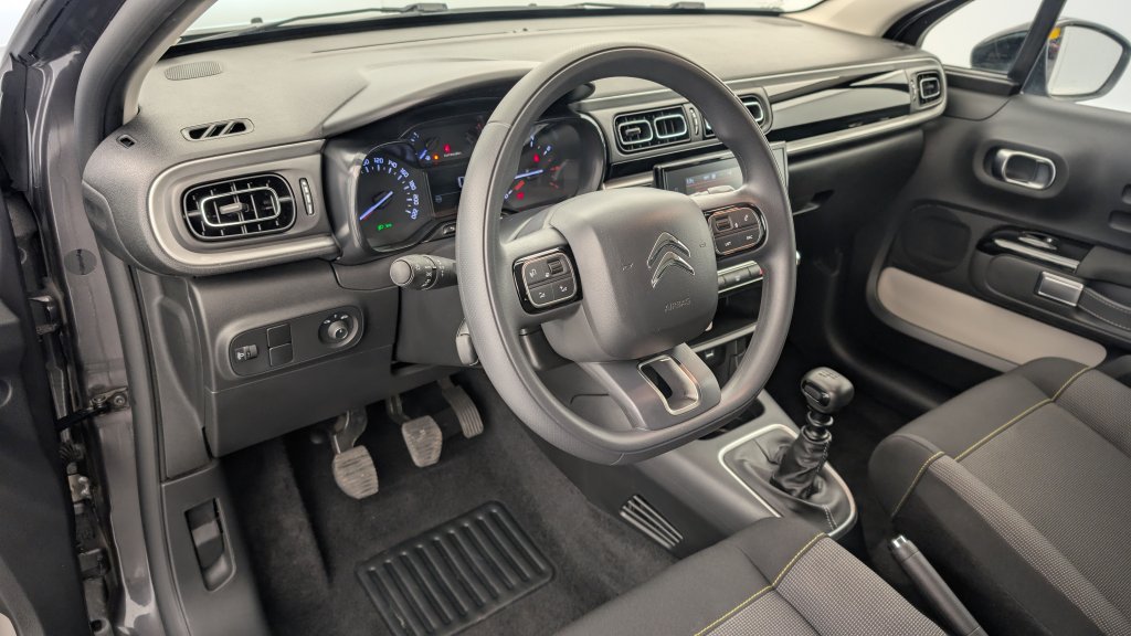 Photo véhicule 1 CITROëN C3 PureTech 110 ch BVM6 Max