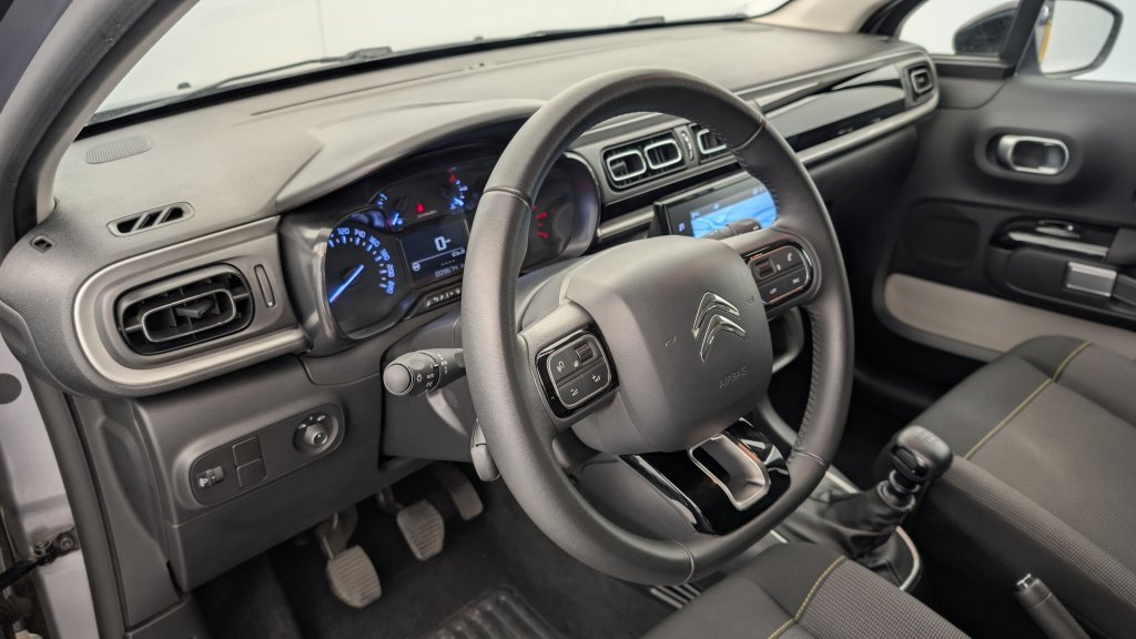 Photo véhicule 1 CITROëN C3 PureTech 110 ch BVM6 Max