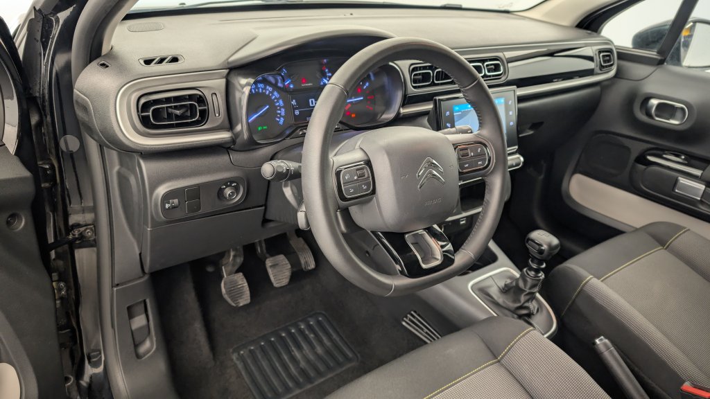 Photo véhicule 1 CITROëN C3 PureTech 110 ch BVM6 Max