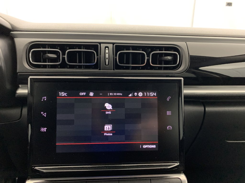 Photo véhicule 1 CITROëN C3 PureTech 110 ch BVM6 Max