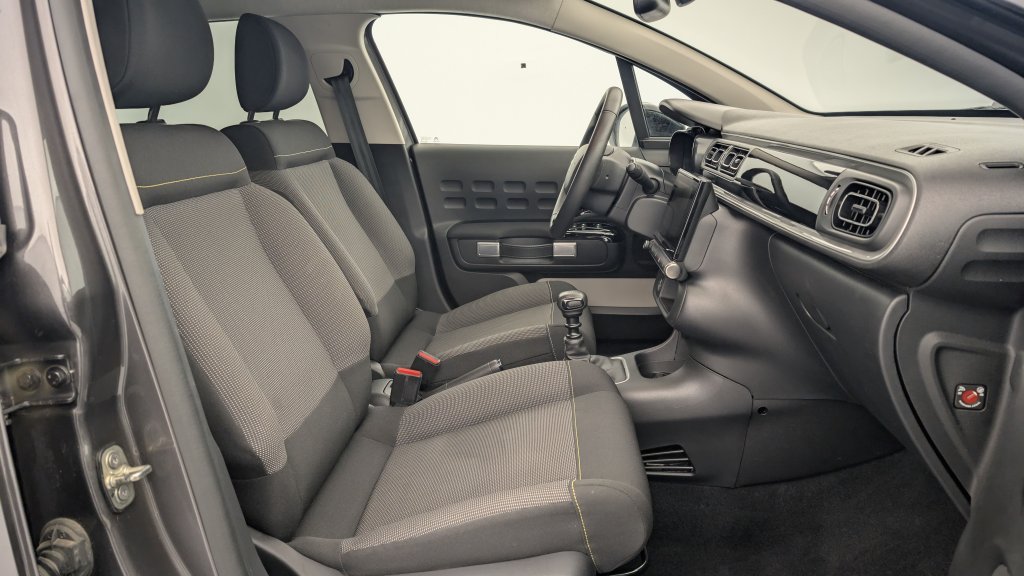 Photo véhicule 1 CITROëN C3 PureTech 110 ch BVM6 Max