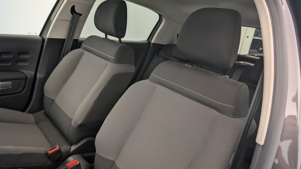 Photo véhicule 1 CITROëN C3 PureTech 110 ch BVM6 Max