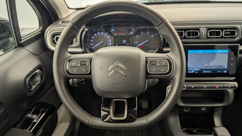 Photo véhicule 1 CITROëN C3 PureTech 110 ch BVM6 Max
