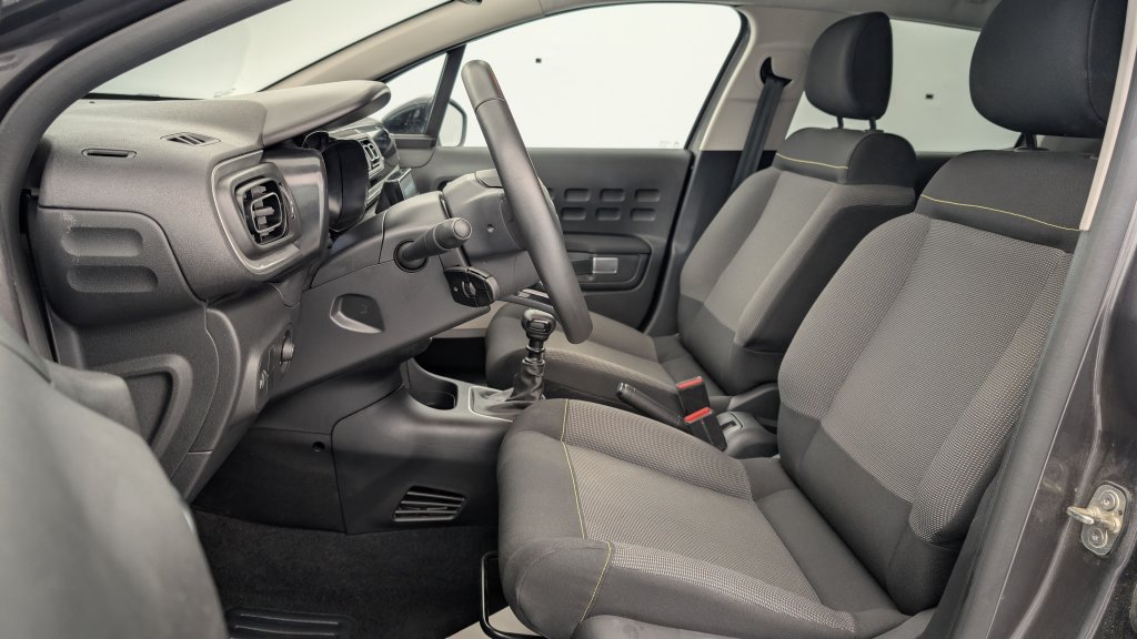 Photo véhicule 1 CITROëN C3 PureTech 110 ch BVM6 Max