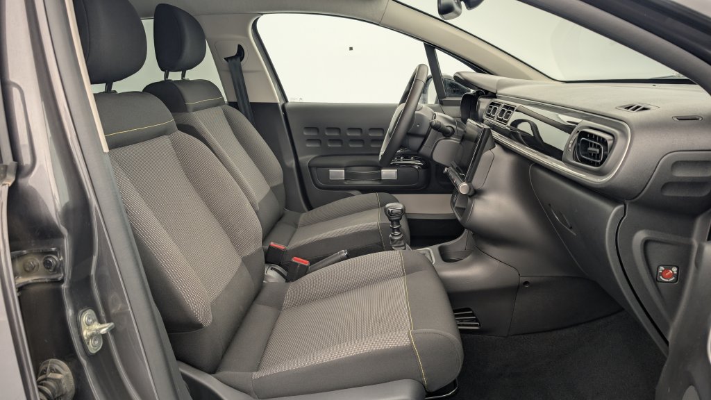 Photo véhicule 1 CITROëN C3 PureTech 110 ch BVM6 Max