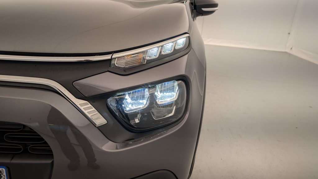 Photo véhicule 1 CITROëN C3 PureTech 110 ch BVM6 Max