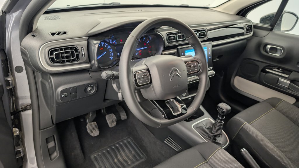 Photo véhicule 1 CITROëN C3 PureTech 110 ch BVM6 Max