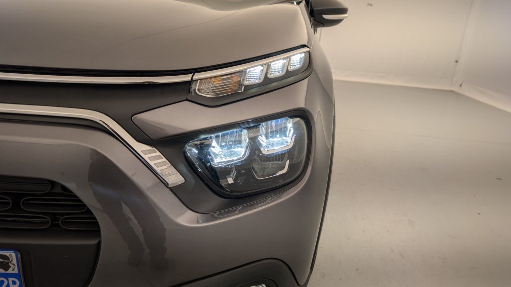 Photo véhicule 1 CITROëN C3 PureTech 110 ch BVM6 Max