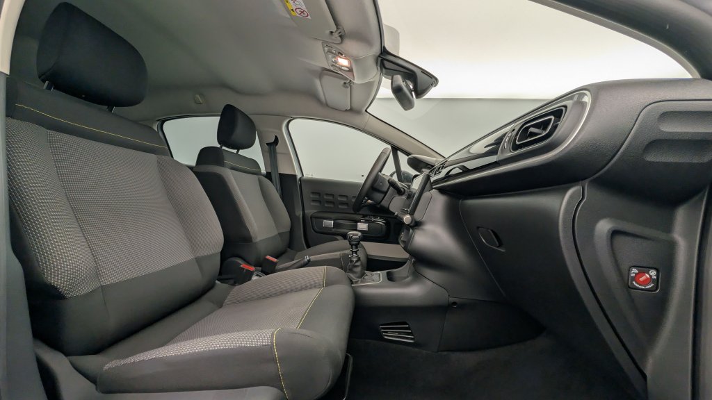 Photo véhicule 1 CITROëN C3 PureTech 110 ch BVM6 Max