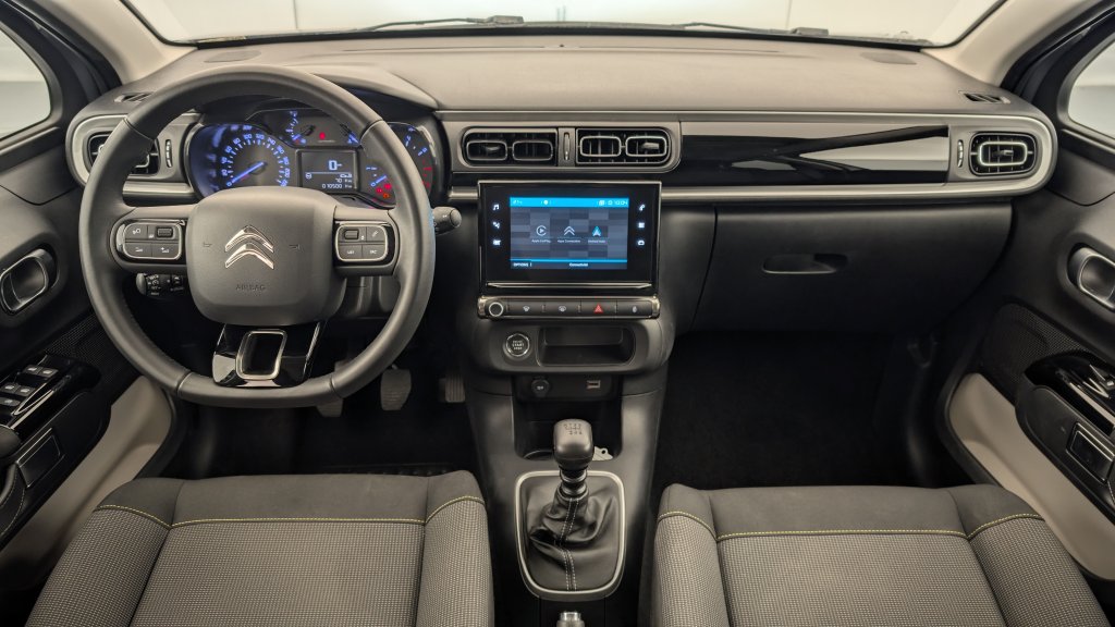 Photo véhicule 1 CITROëN C3 PureTech 110 ch BVM6 Max
