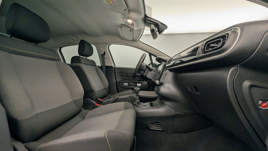 Photo véhicule 1 CITROëN C3 PureTech 110 ch BVM6 Max